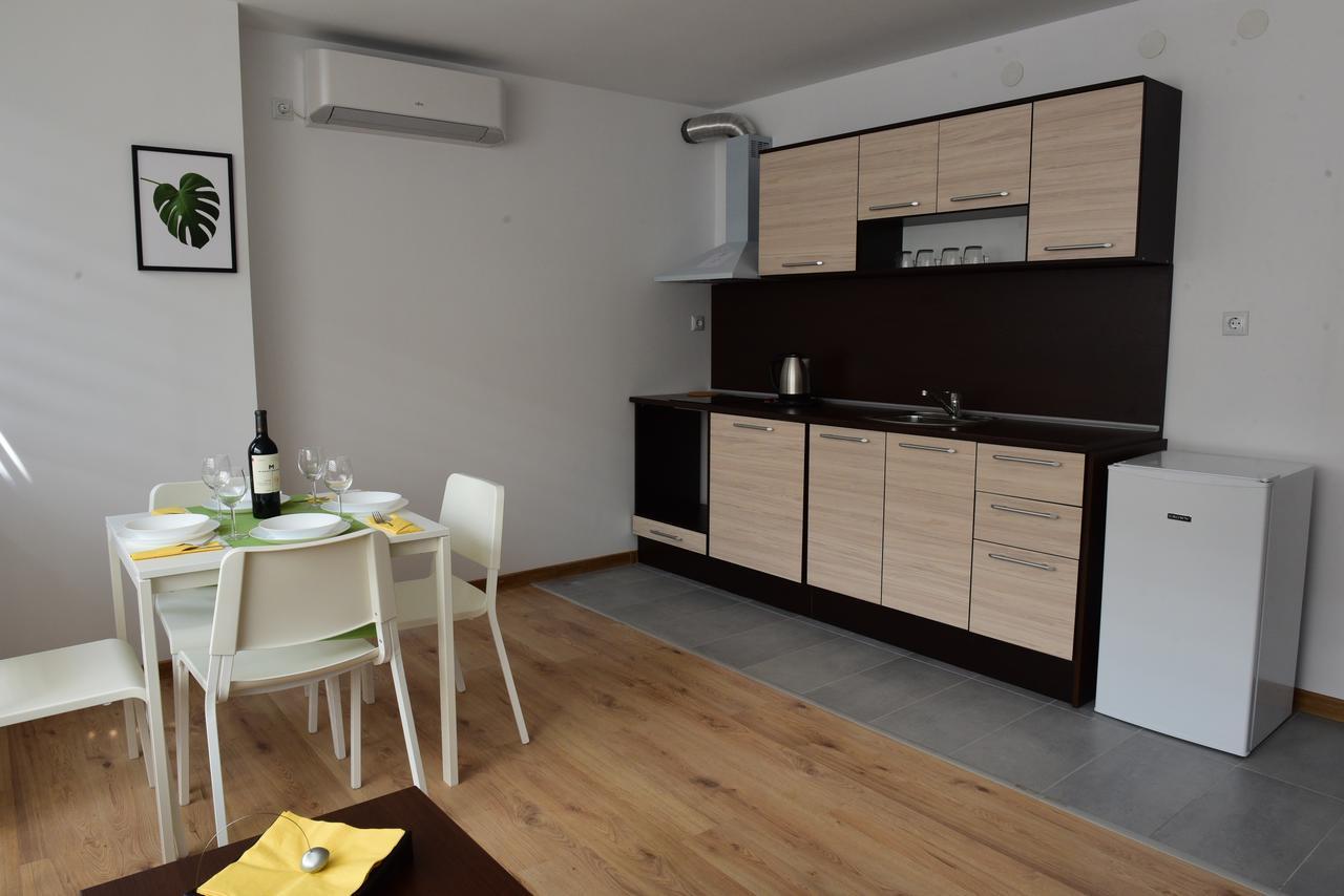 Hotel Active Apartments Tâgovişte Exterior foto